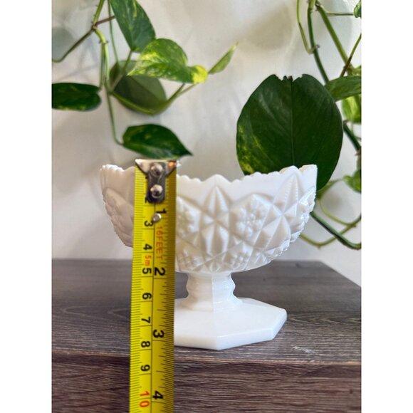 Vintage Milk Glass Taper Candle Holder Dish - Picture 8 of 9